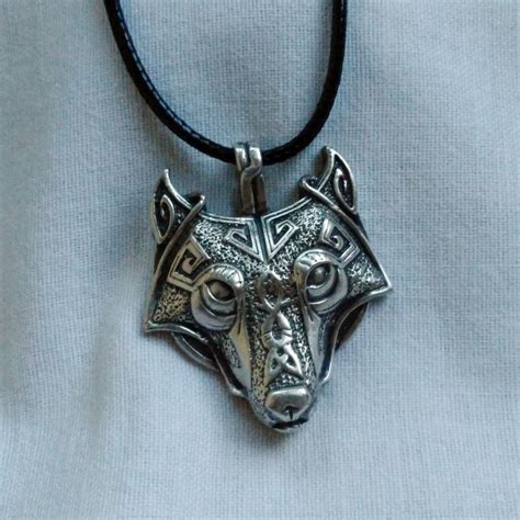 The Healing Energy of the Wolf King Amulet: How it Can Restore Balance